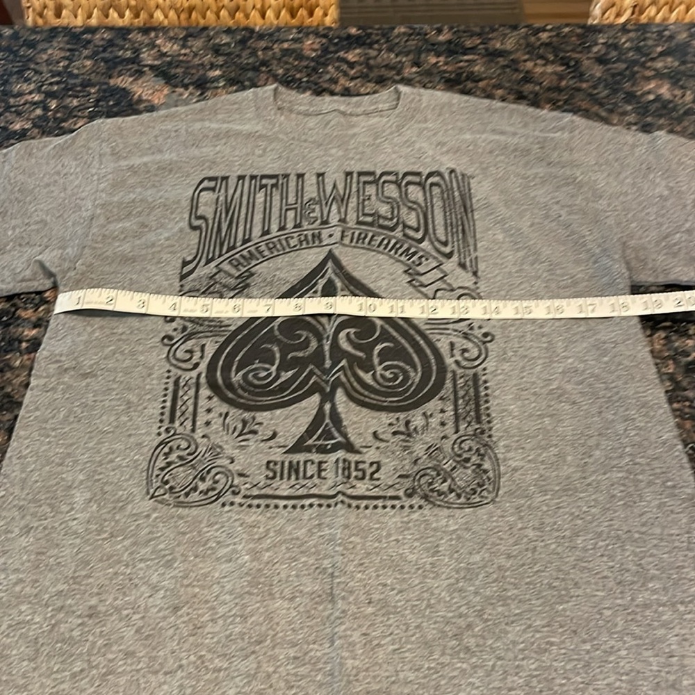 Smith & Wesson tshirt - Picture 5 of 7